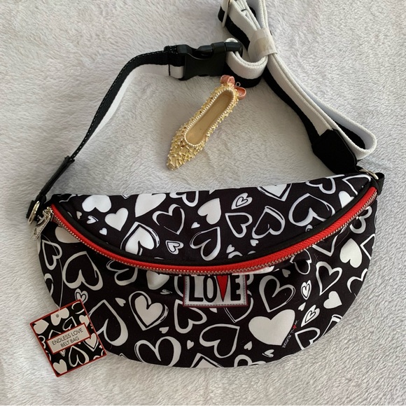 BRIGHTON ENDLESS LOVE black / white hearts Adjustable belt bag NWT - Picture 6 of 11